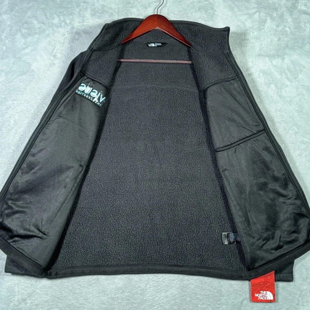 The North Face Jacket Mens M‎ Black Fleece Full Zip Visus Therapeutics Sweater